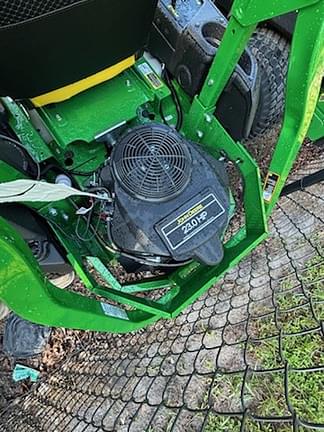Image of John Deere Z720E equipment image 3