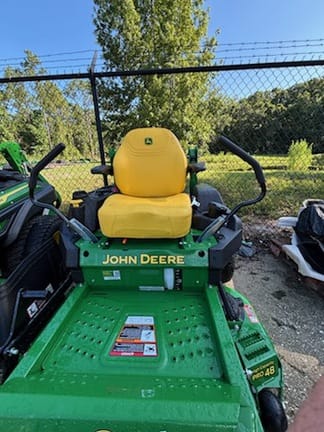 2025 John Deere Z720E Equipment Image0