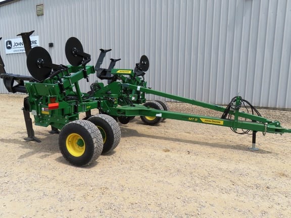 2025 John Deere MT9 Equipment Image0