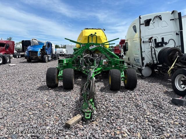 Image of John Deere N536C equipment image 1