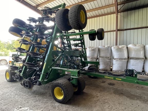 Image of John Deere N540C equipment image 1