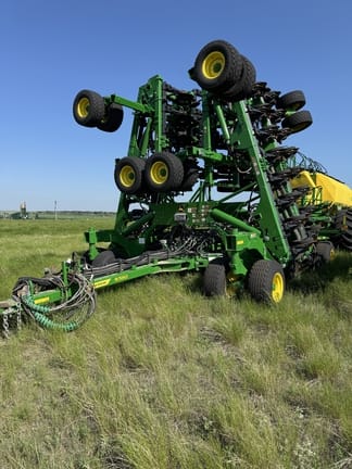 2025 John Deere N560 Equipment Image0