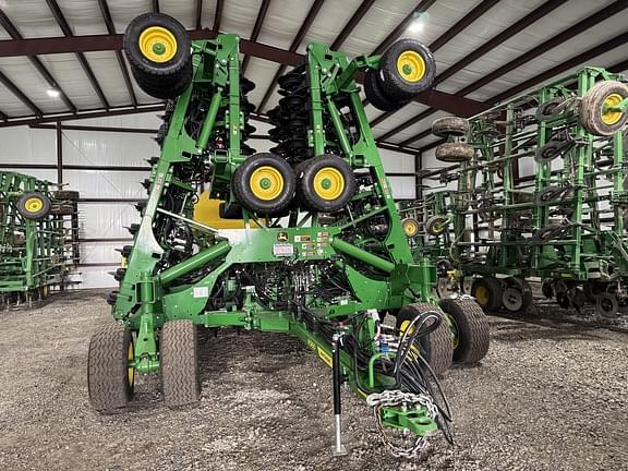 Image of John Deere N560 Primary image