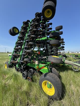 Image of John Deere N560 equipment image 2