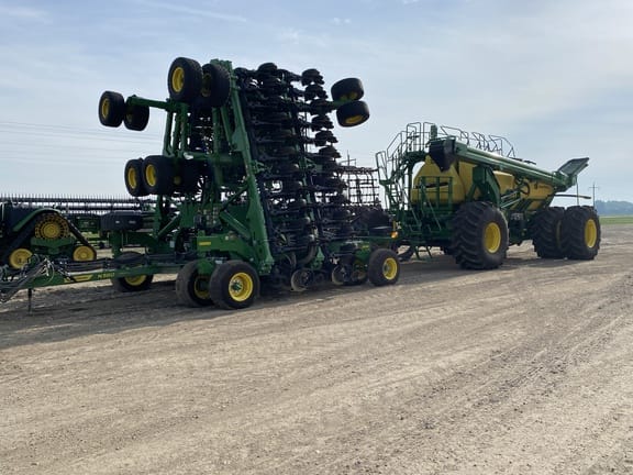 2025 John Deere N560 Equipment Image0