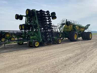 Air Seeders or Carts