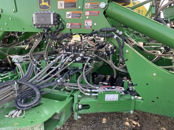 Image of John Deere N560 equipment image 2