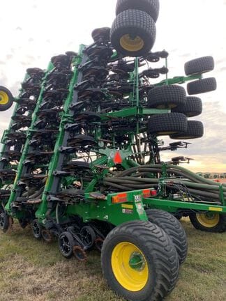 2025 John Deere N560F Equipment Image0
