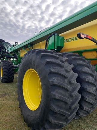 Image of John Deere N560F equipment image 3