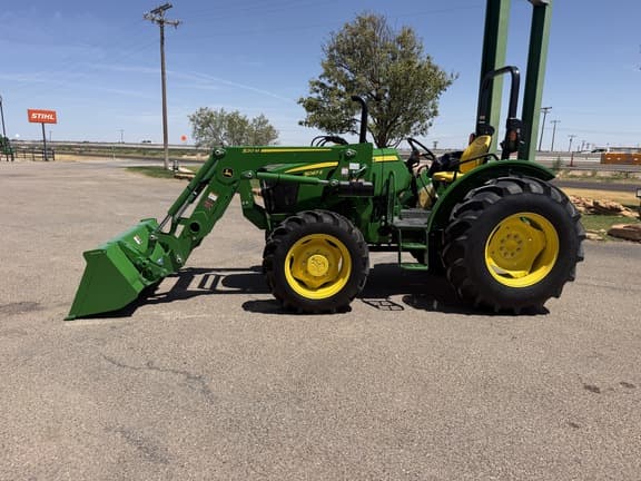 Image of John Deere 5067E equipment image 1