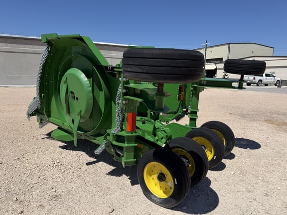 Image of John Deere FC15R equipment image 2
