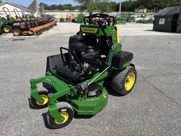 2025 John Deere Q810E Equipment Image0