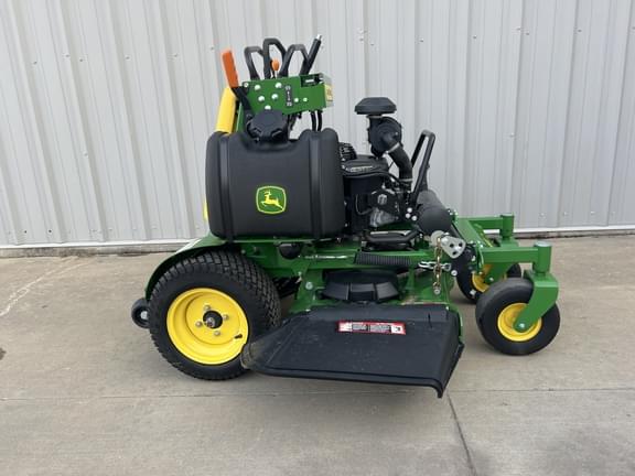Image of John Deere Q810E equipment image 3