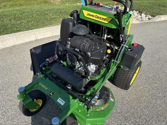 Image of John Deere Q810E equipment image 3