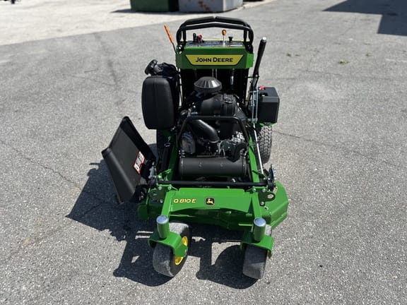 2025 John Deere Q810E Equipment Image0