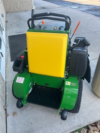 Image of John Deere Q810E equipment image 3