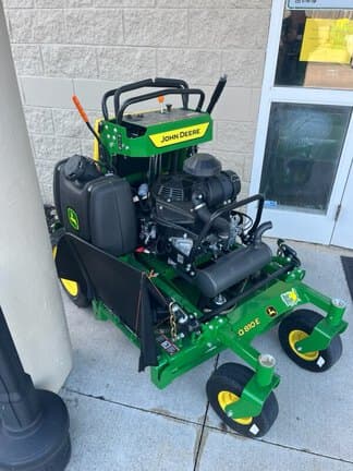 Image of John Deere Q810E equipment image 1