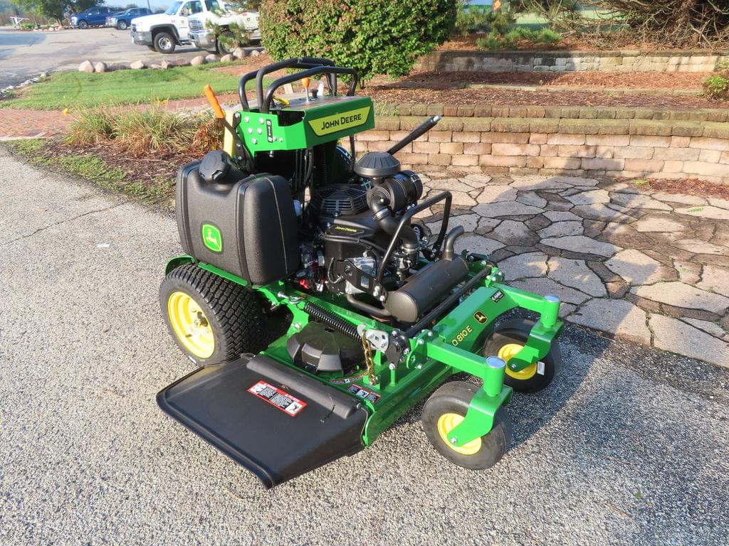 Image of John Deere Q810E Image 0