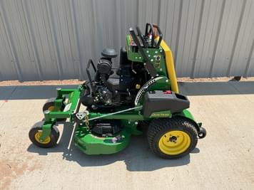 Main image John Deere Q810E
