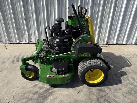Image of John Deere Q820E Primary image