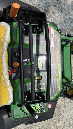 Image of John Deere Q820E equipment image 4