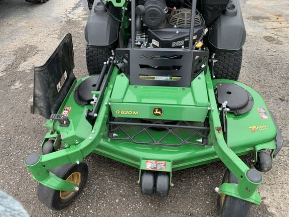 Image of John Deere Q820M equipment image 1