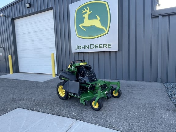 2025 John Deere Q820M Equipment Image0