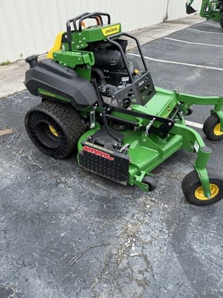 Image of John Deere Q820M equipment image 4