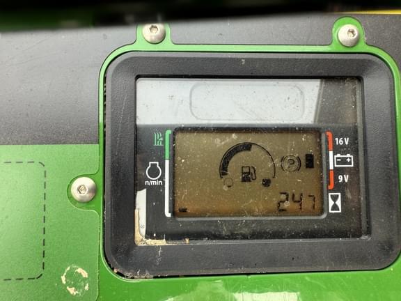 Image of John Deere Q865R equipment image 2