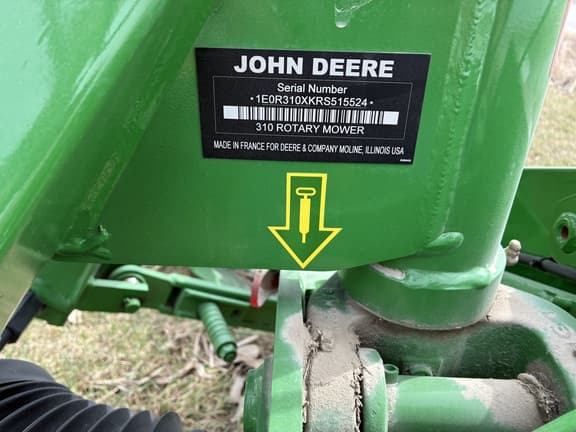 Image of John Deere R310 equipment image 4