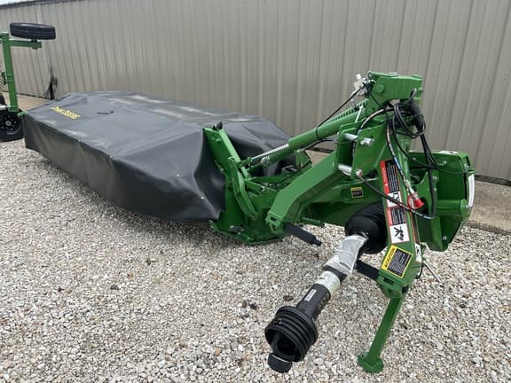 Image of John Deere R310 equipment image 1