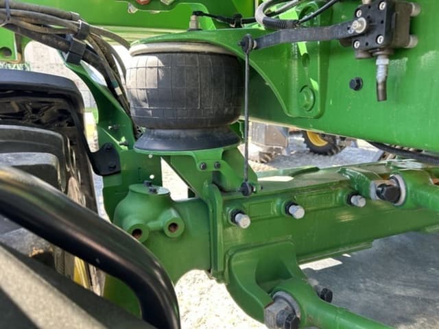 Image of John Deere R4023 equipment image 4