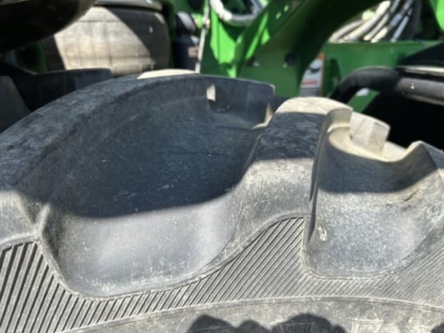 Image of John Deere R4023 equipment image 3