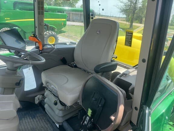 Image of John Deere R4023 equipment image 2