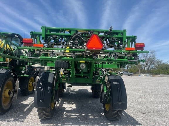 Image of John Deere R4023 equipment image 4