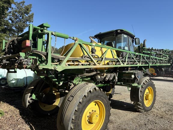 Image of John Deere R4023 equipment image 4