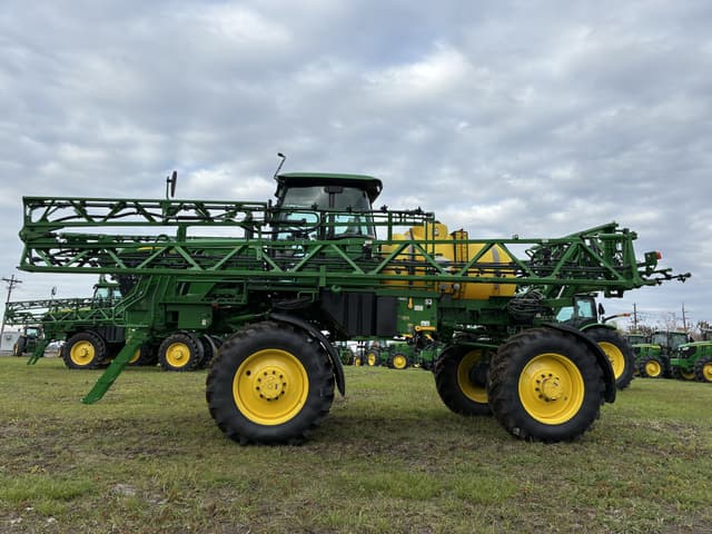Image of John Deere R4023 equipment image 2