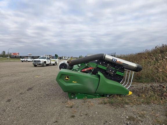 Image of John Deere RD40F equipment image 4