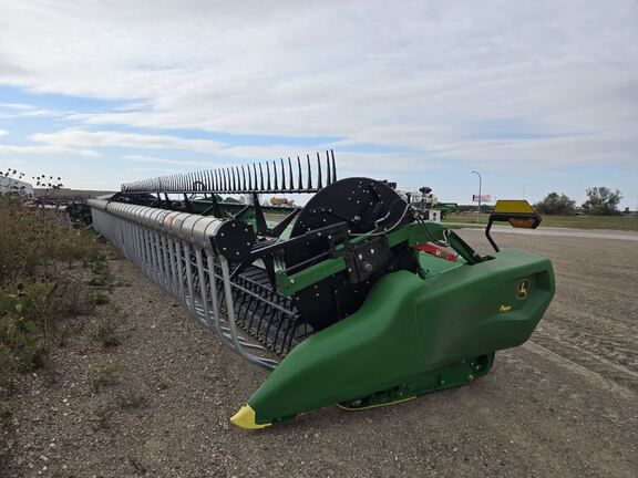 2025 John Deere RD40F Equipment Image0