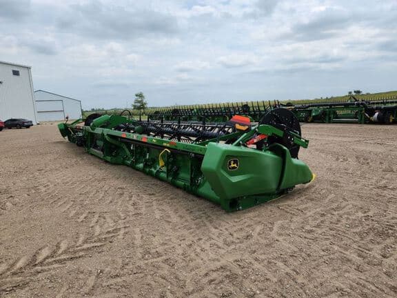 Image of John Deere RD45F equipment image 4