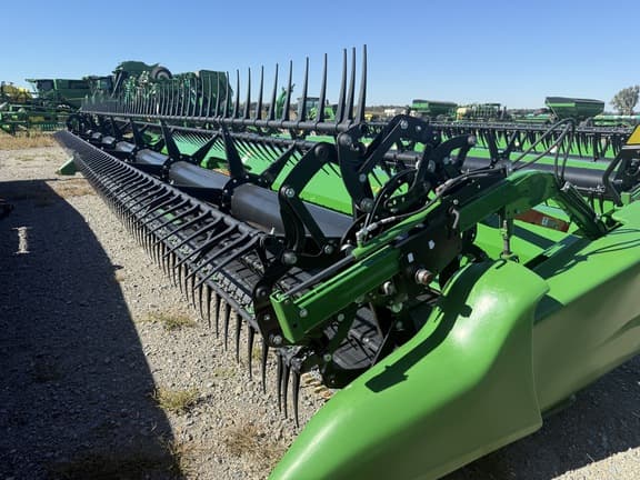 Image of John Deere RDF35 equipment image 1
