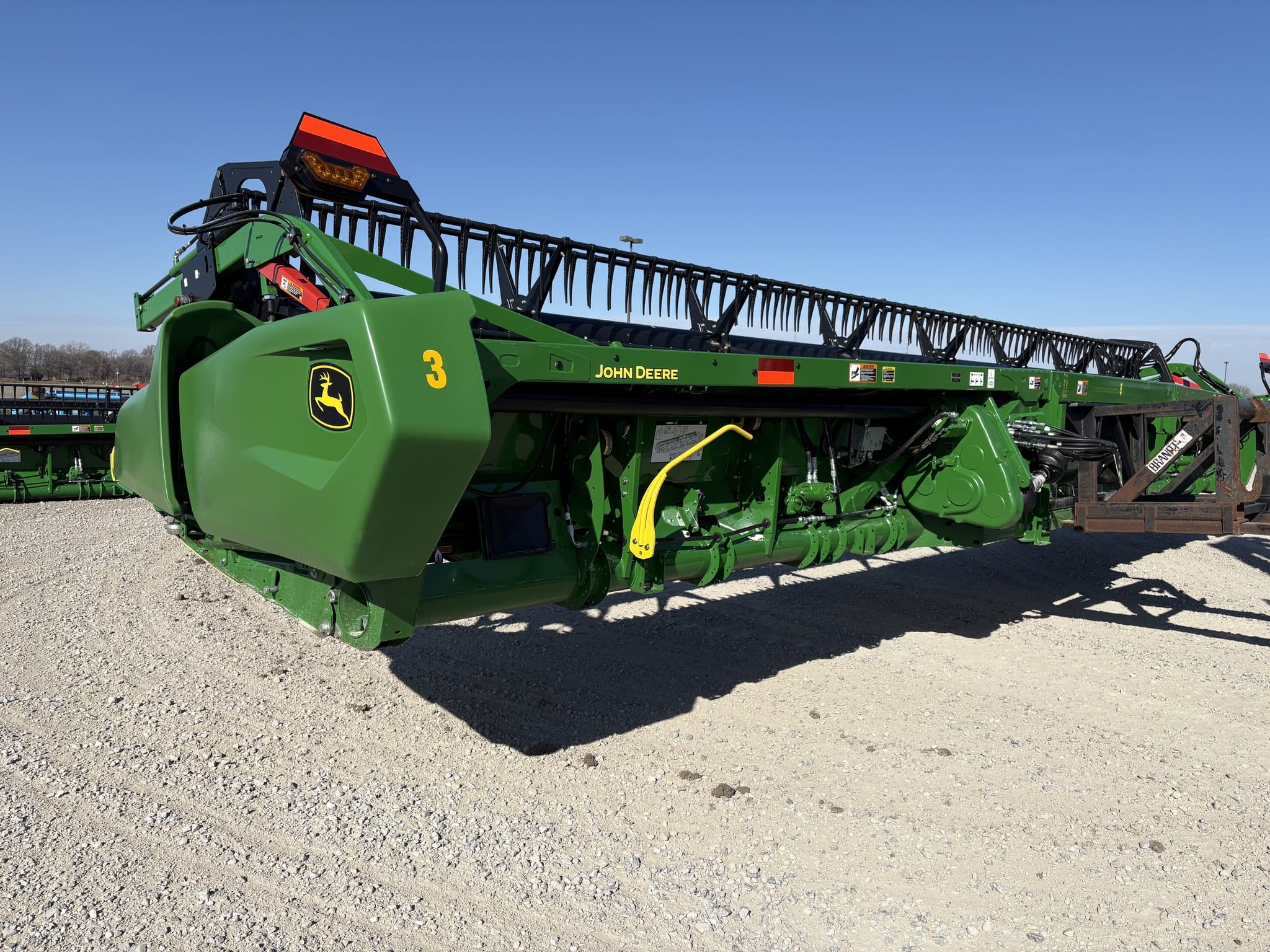 2025 John Deere RDF35 Equipment Image0