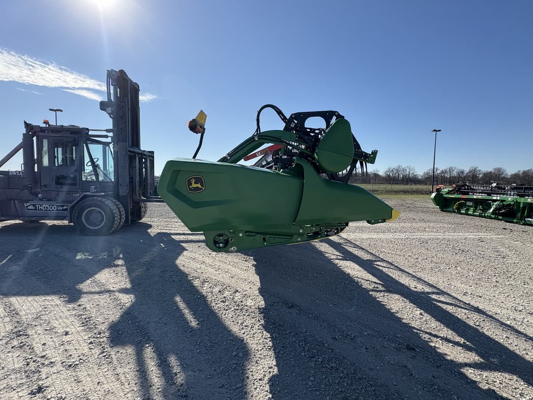 Image of John Deere RDF35 Image 0