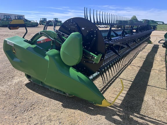 2025 John Deere RDF35 Equipment Image0