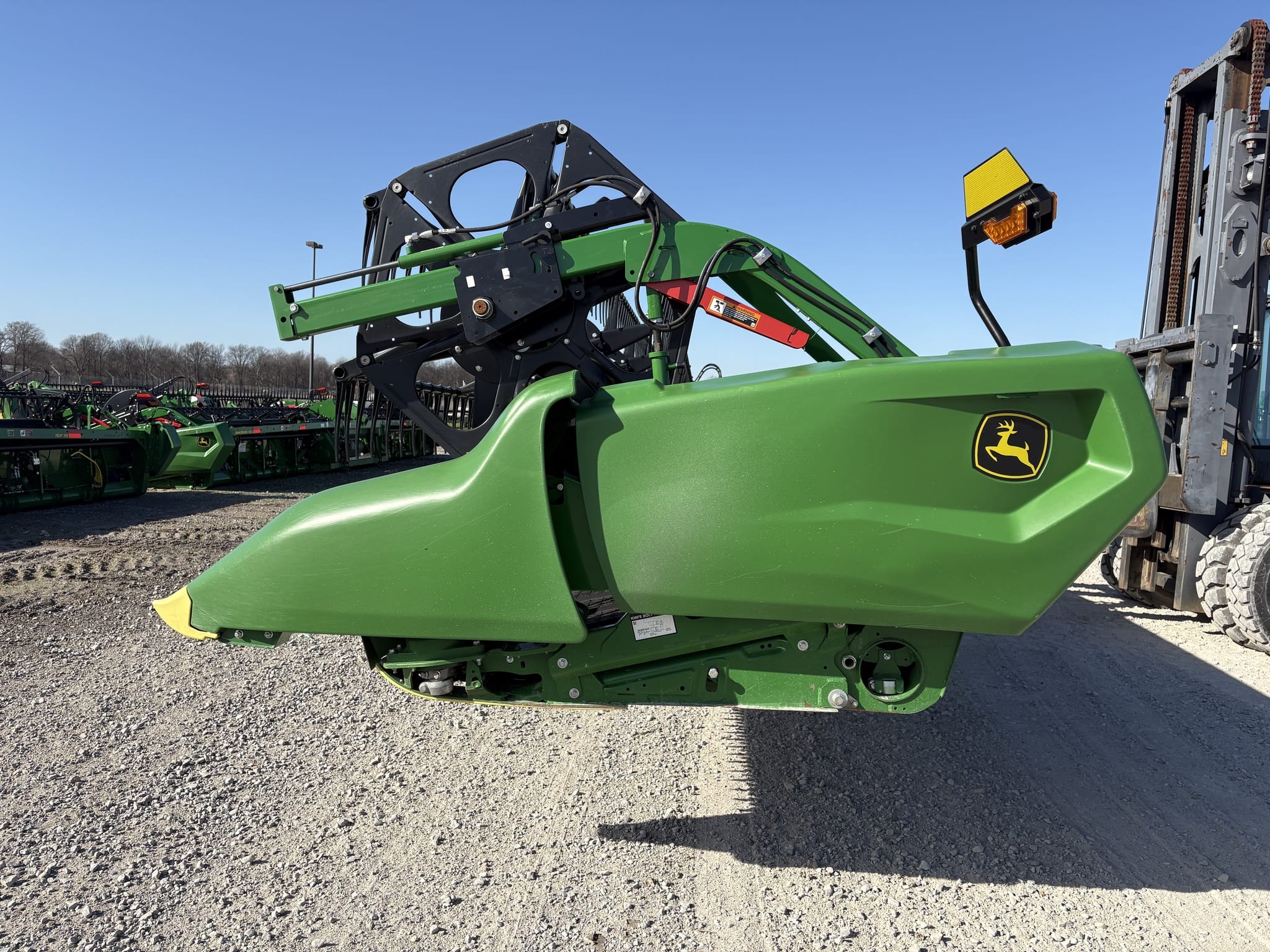 2025 John Deere RDF35 Equipment Image0