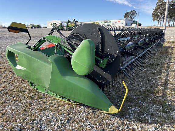 2025 John Deere RDF35 Equipment Image0