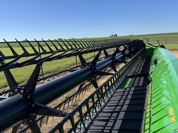 Image of John Deere RDF35 equipment image 3