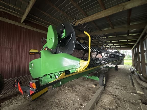 2025 John Deere RDF35 Equipment Image0