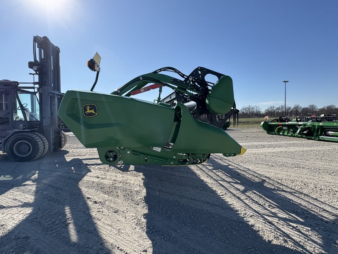 Image of John Deere RDF35 Image 0