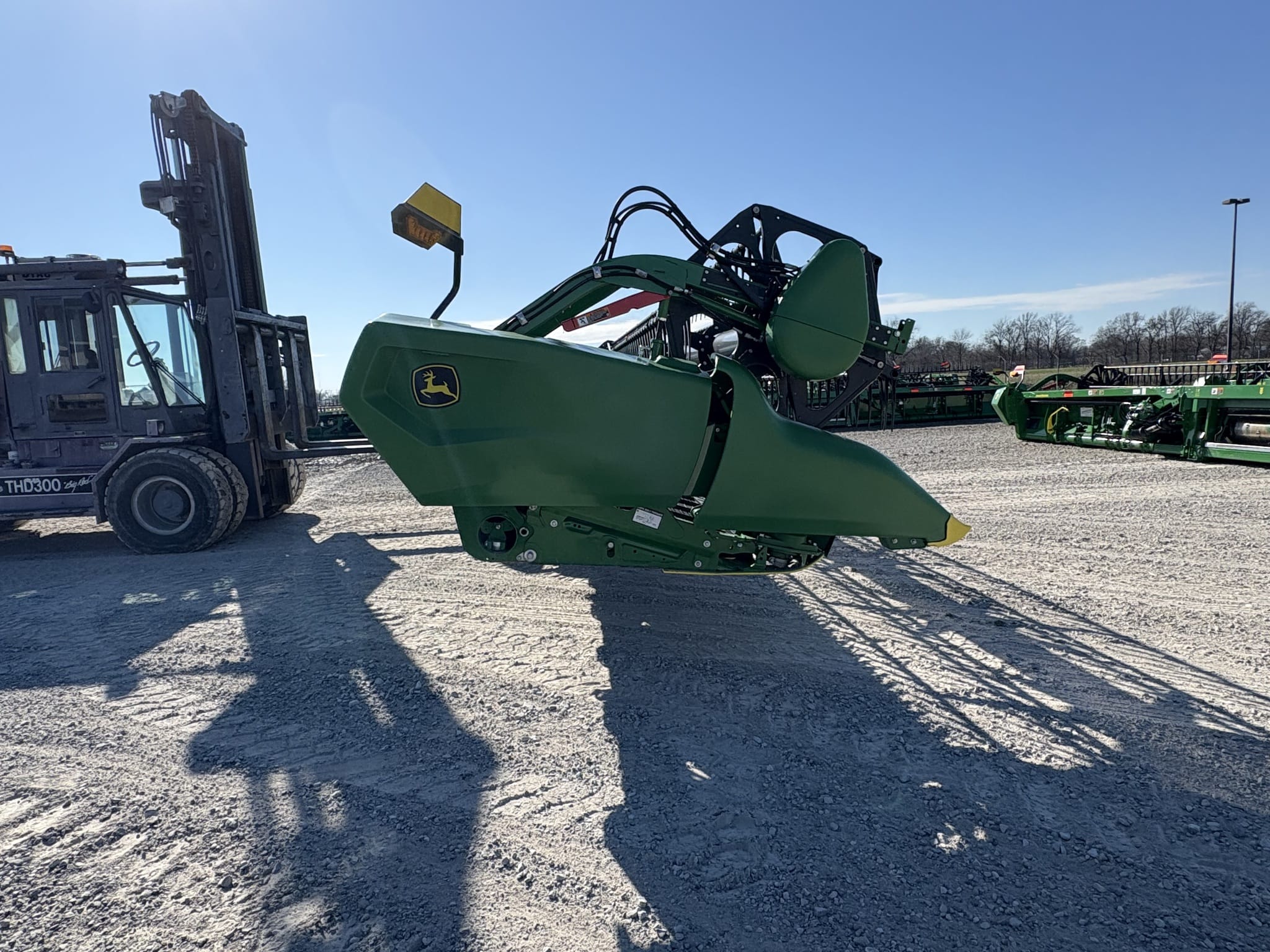 2025 John Deere RDF35 Equipment Image0